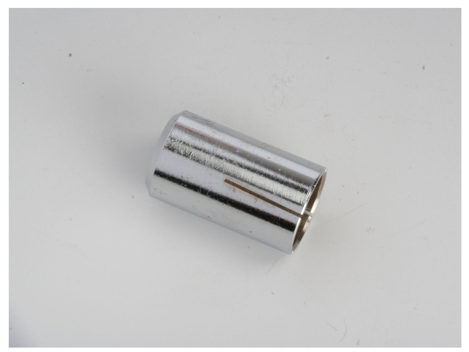 Metal protective cap